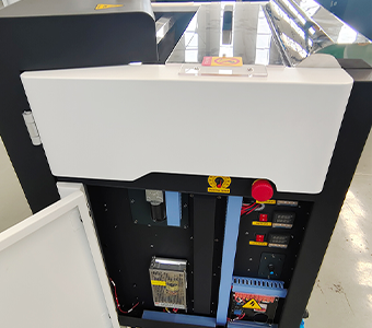 Automatic power off when opening the cover