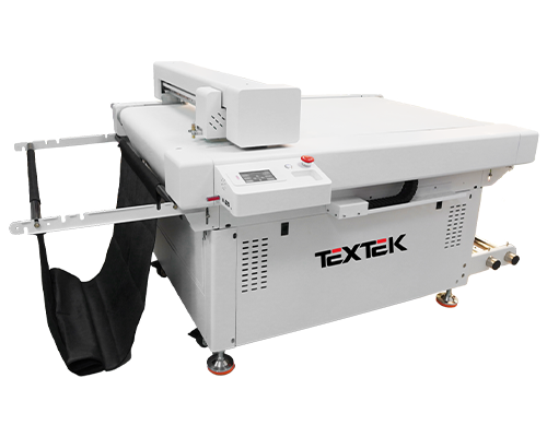 Cortador DTF modelo C7090 con elementos inteligentes se utiliza para cortar materiales como PVC, cuero, papel kraft, autoadhesivo, TPU, film reflectante y otros materiales flexibles