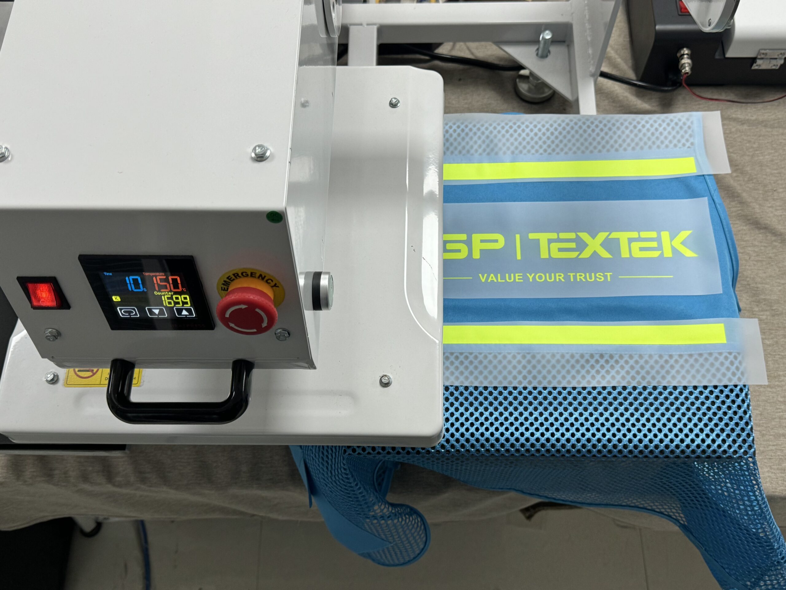 AGP Powderless DTF Transfer Solution — Elevate Your Print Quality to the Next Level!