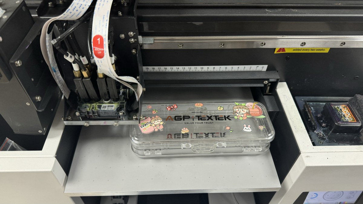 UV3040 A3 UV Flatbed Printer Roll-to-Roll and Rotary for Glass, Crystal, and Plastic