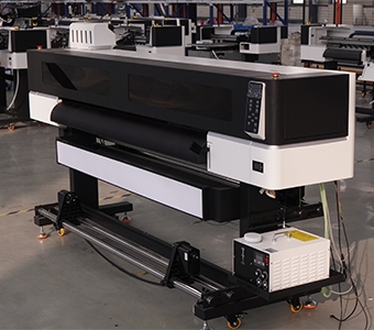 High Speed 1850mm UV Inkjet Printer CMYK+W+Varnish Large Format UV Printing Machine for Lightbox